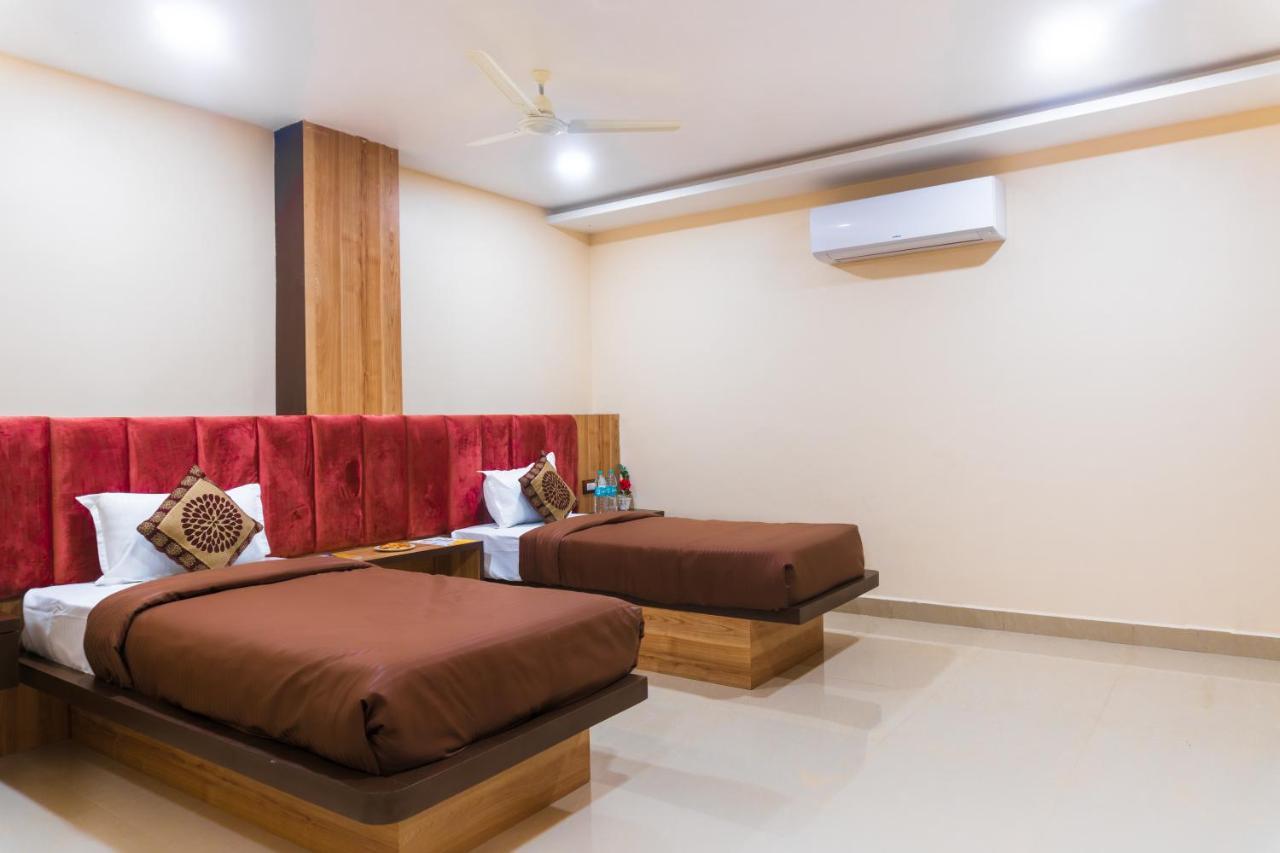 Geet Kavya Inn Бхопал Экстерьер фото